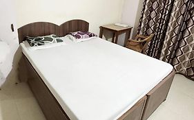Adarsh Lodge